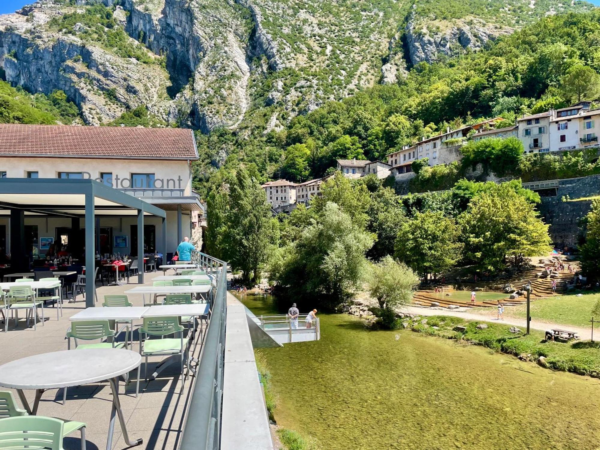 Hotel Du Musee De L'Eau Pont-en-Royans Exteriér fotografie